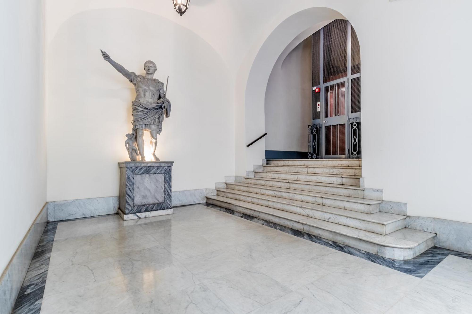 Attico Nel Cuore Di Roma Con Box Privato Per Auto エクステリア 写真